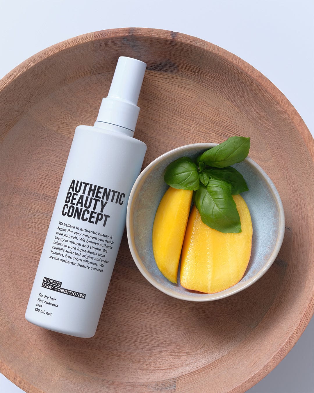 HYDRATE Spray Conditioner 250m For Dry Hair - Image 3