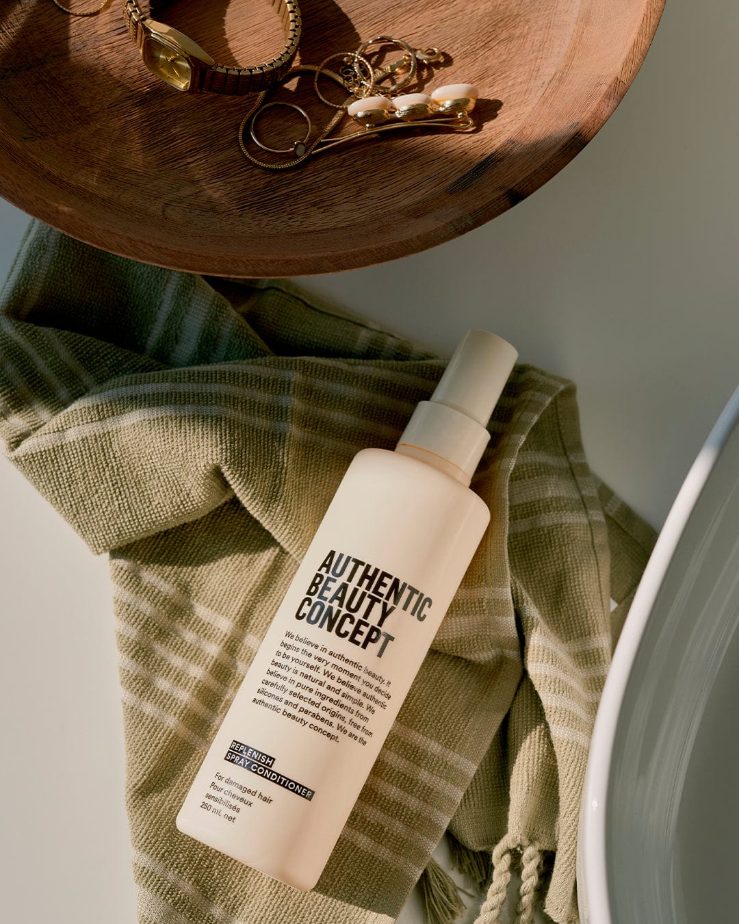 REPLENISH Spray Conditioner 250ml For Damaged Hair - Image 4